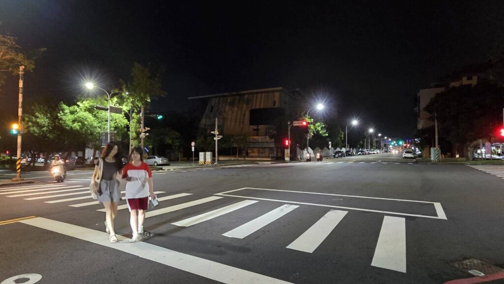 台中啟動「增亮減碳」計畫！　全市已汰換led路燈逾1.8萬盞