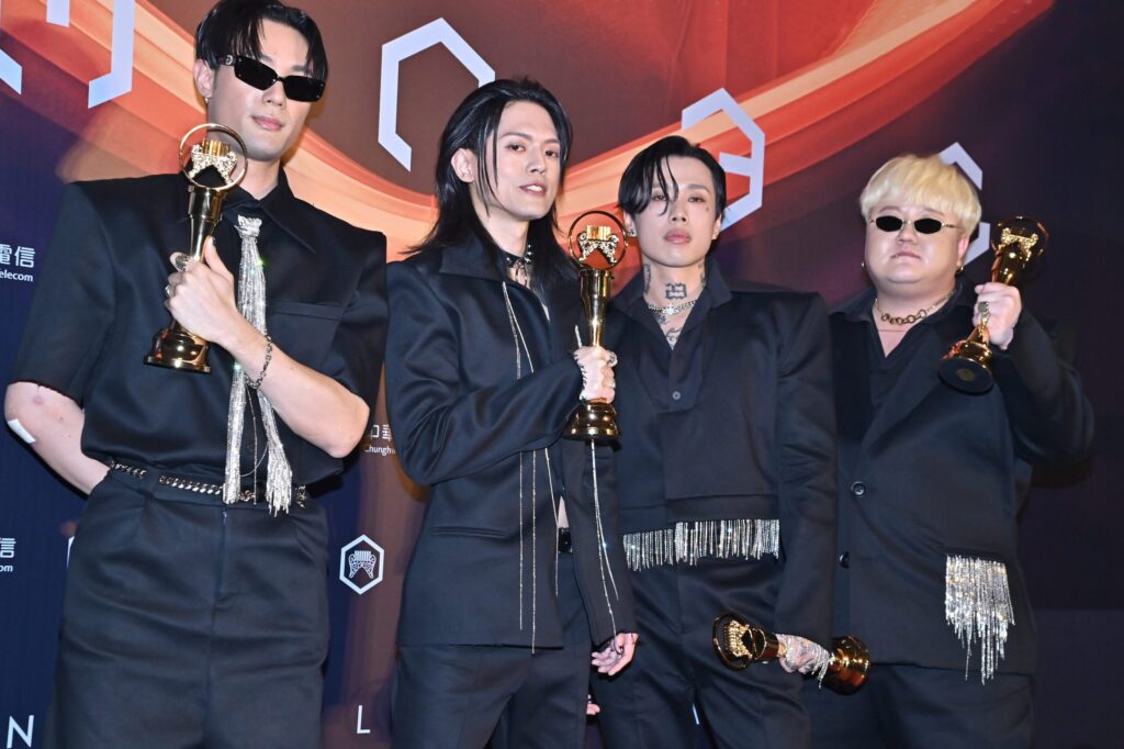 第-36-屆金曲獎最佳樂團獎-trash-頤原-博文-魁剛-阿夜-獲得