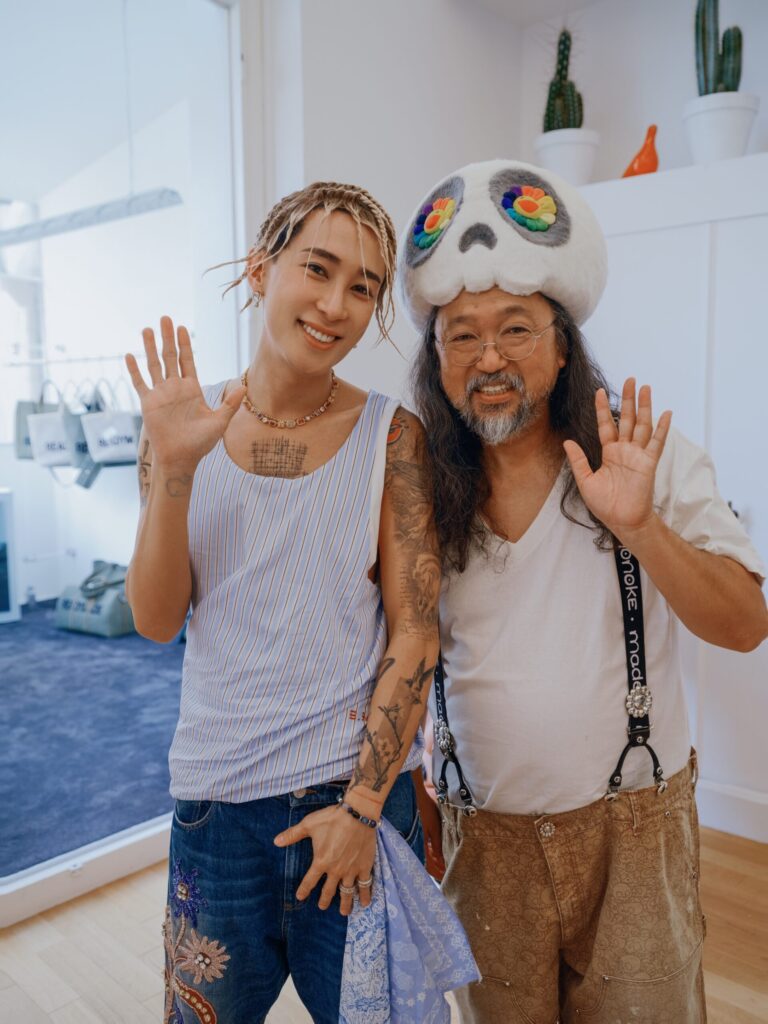 香港歌手馬天佑參加米蘭時尚周-跨界時尚聯盟為他搶開金口