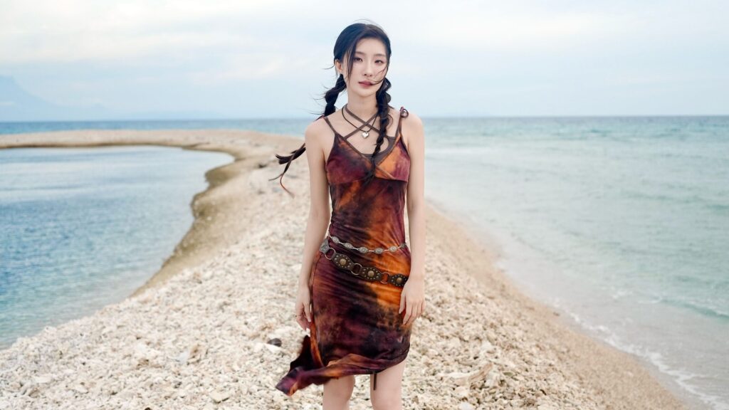 陳華沙巴拍mv珊瑚島取景湧現靈感-巨型燈箱榮登紐約時代廣場