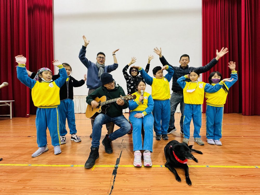 客家情懷繫校園-桃園市龍岡國小用客家文化送別老校園