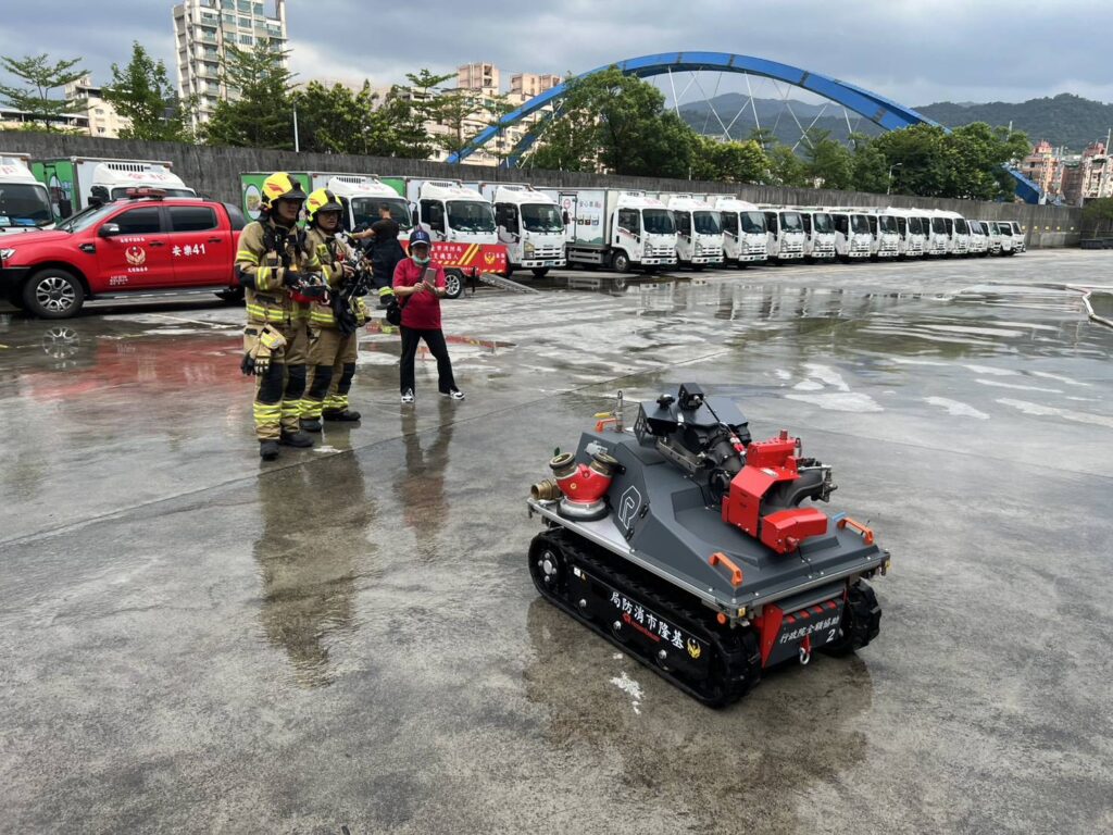 結合科技消防機器人 提升工廠倉儲消防安全意識