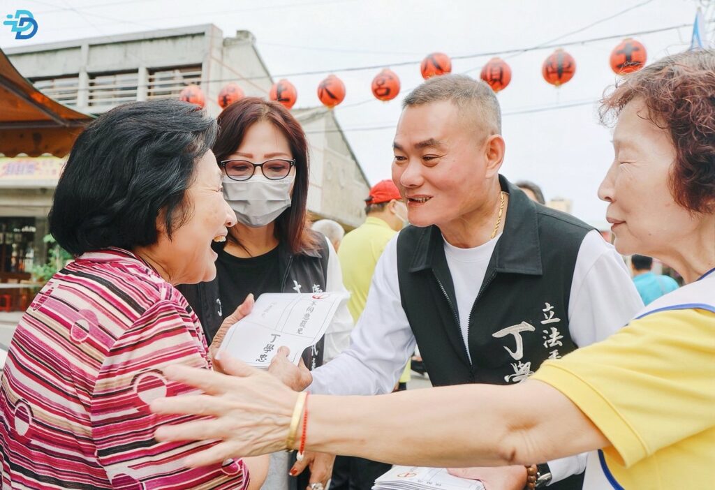 政治不該耗損人民資源　丁學忠掃街力促「不同意」票