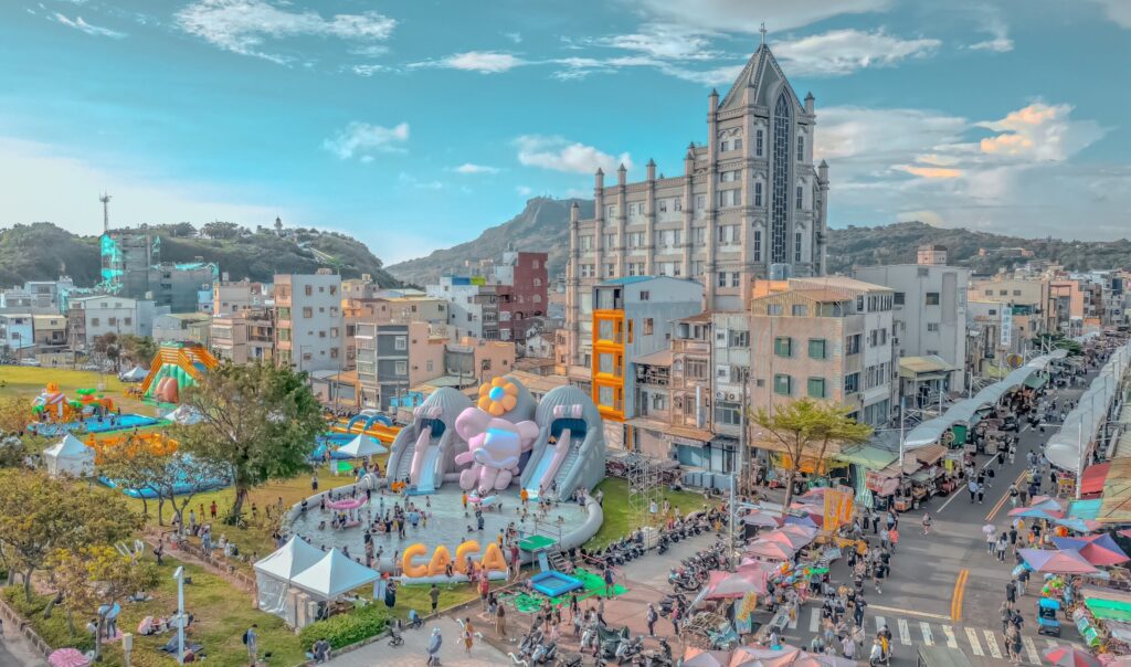 清涼氣墊水樂園-7/26率先登場 -fun遊旗津涼爽一夏