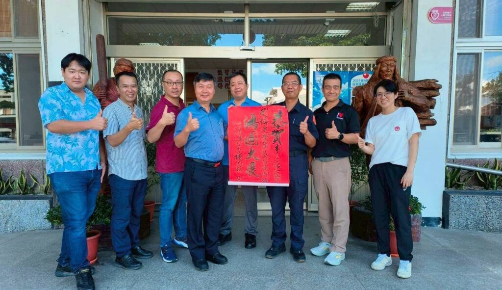 臺東縣警局關山分局劉博文、陳金雄榮陞巡佐-分局長親頒紅榜典禮溫馨隆重