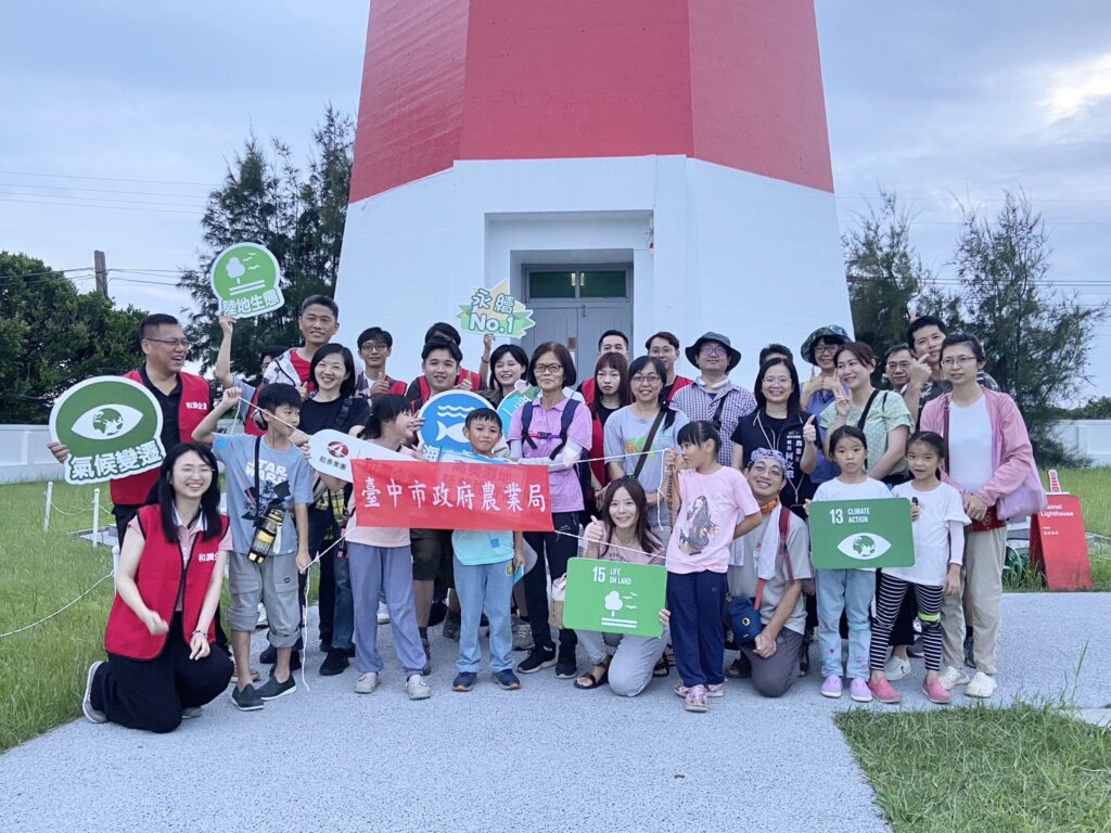 為高美陸蟹留下安心回家的路　中市農業局與和潤企業邀大小朋友溫馨守護