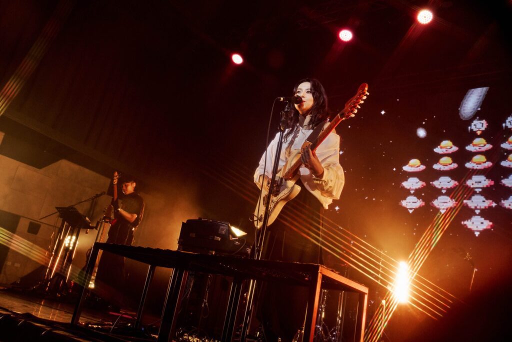 163braces-高雄場粉絲突昏倒-秒喊卡關心台下狀況