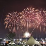 基隆浪曲嘉年華吸引20萬人共嗨 告五人壓軸開唱 煙火點亮港灣