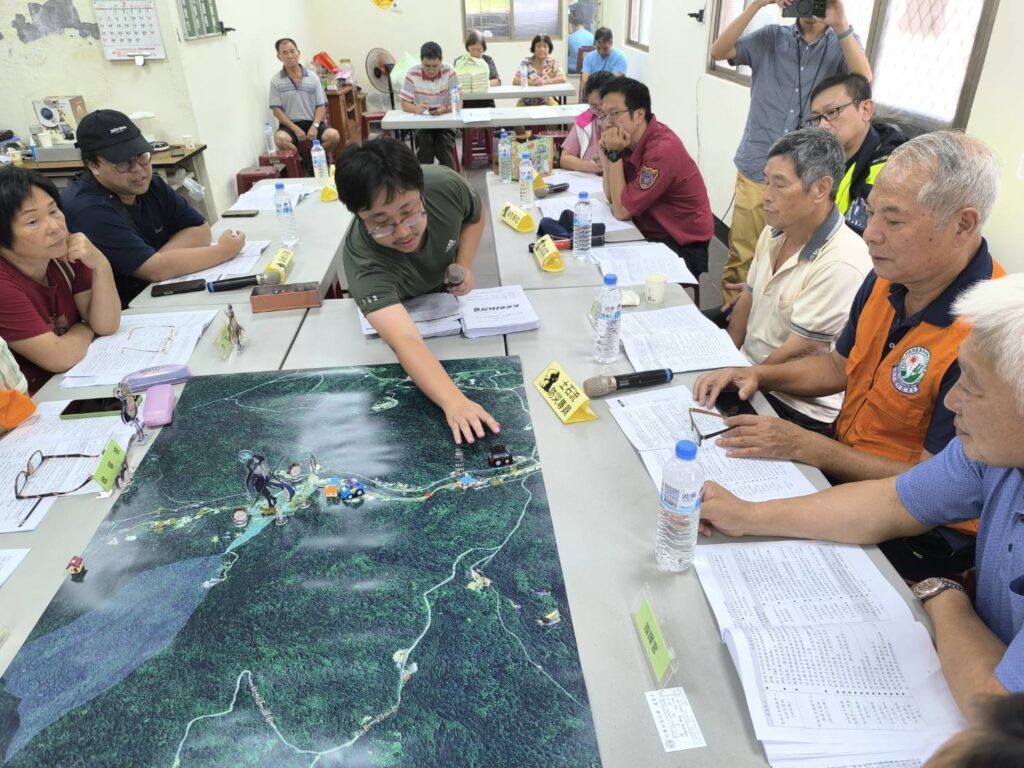 七堵友二里辦理土石流兵推工作坊　民間協作提升防災韌性