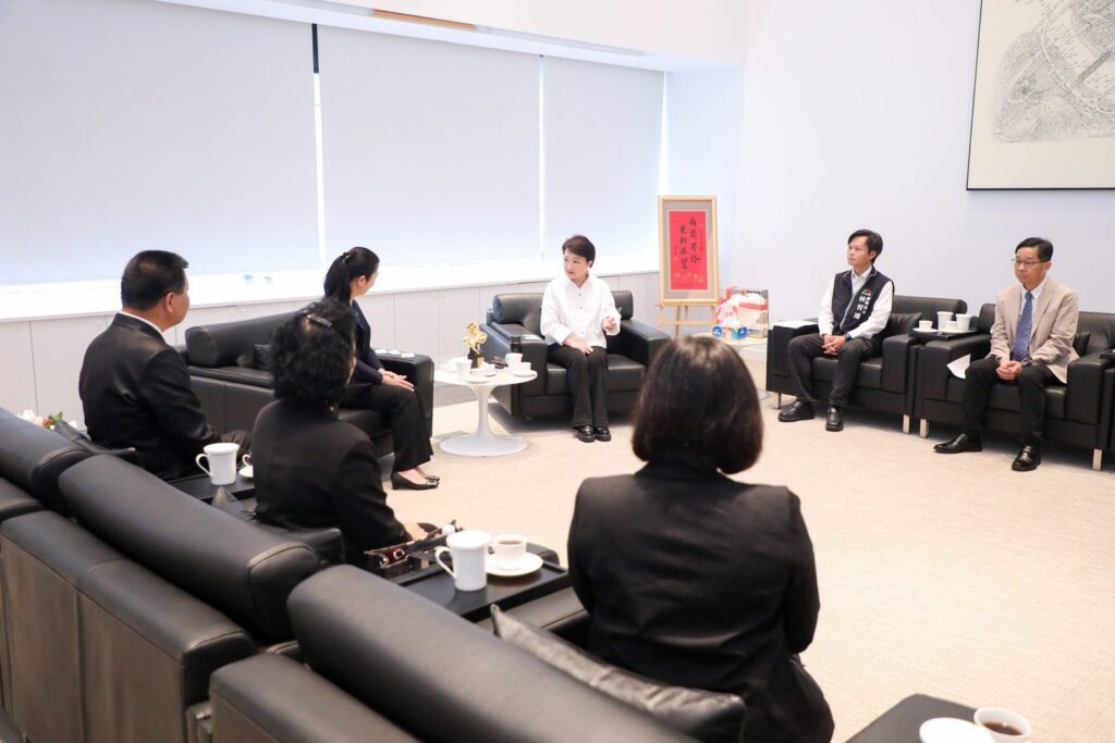 台中產業面臨關稅匯率雙重壓力 中市府關心中小企業衝擊並啟動因應