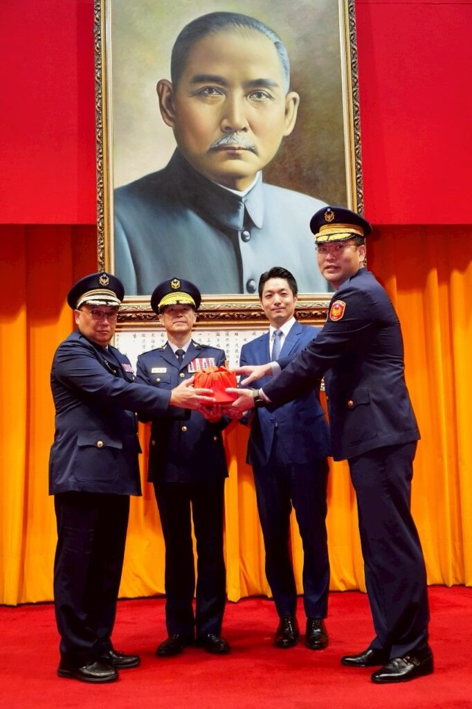 北市分局長與大隊長交接新局 蔣萬安:強化專業、提升市民安全感