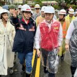 陳其邁陪同行政院長視察六龜山區　盼0728豪雨納入丹娜絲颱風特別條例　加速災區重建腳步