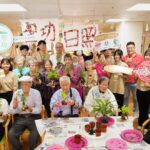 大學生伴爺奶做水苔球　聖功日照中心變身植物園