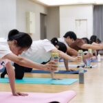 北市青年局舉辦啤酒瑜伽體驗　結合展覽療癒情緒與身心