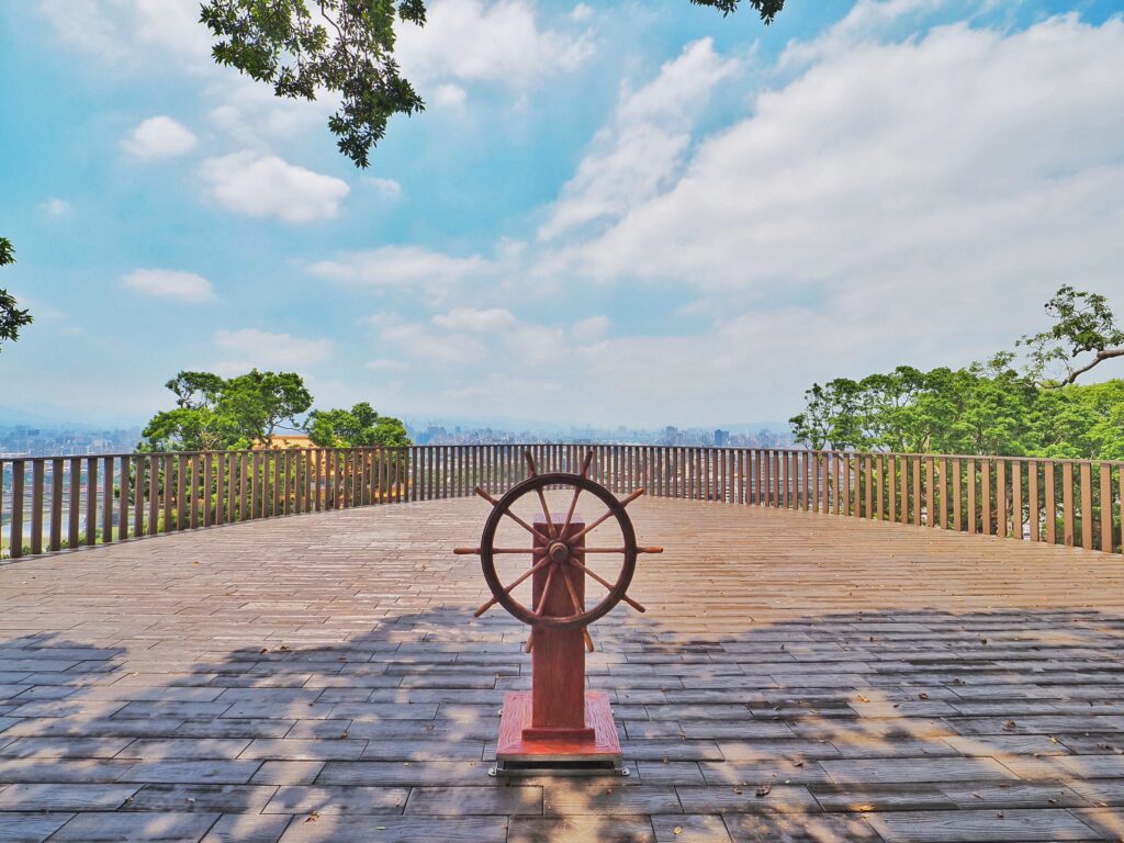 悠活森「鄰」　走進圓山「森林方舟」遠眺山河美景