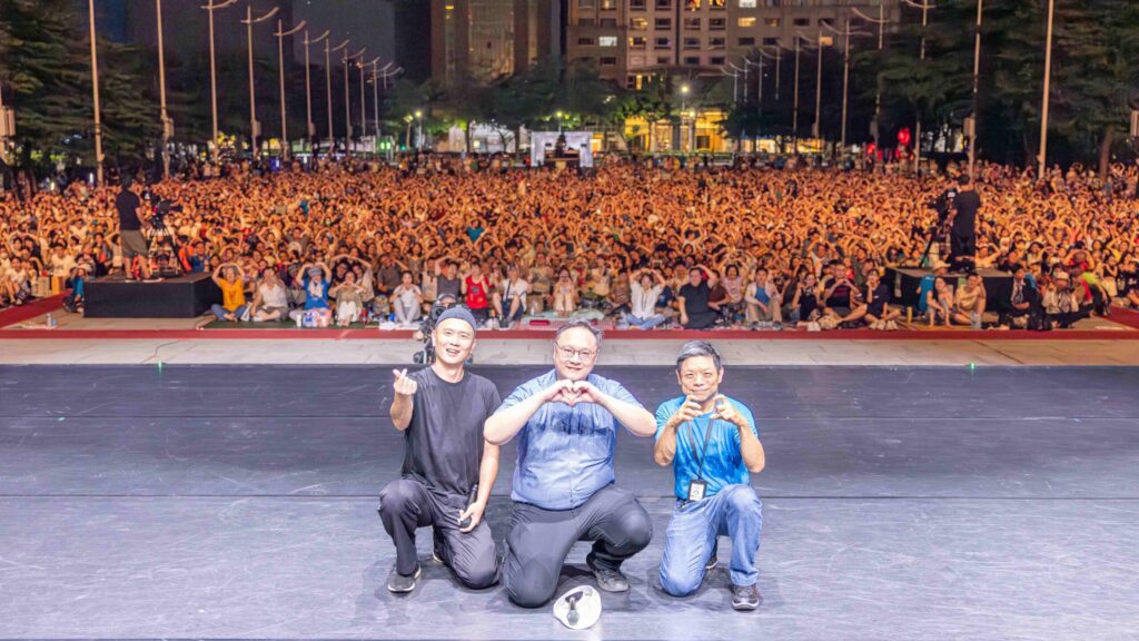 國際級舞作《毛月亮》撼動人心！　雲門台中演出-人潮爆滿市府廣場