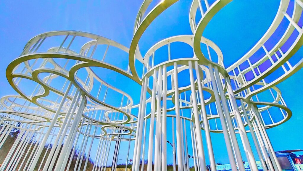 完美融合海洋生態！　台中海洋館公共藝術造景亮相