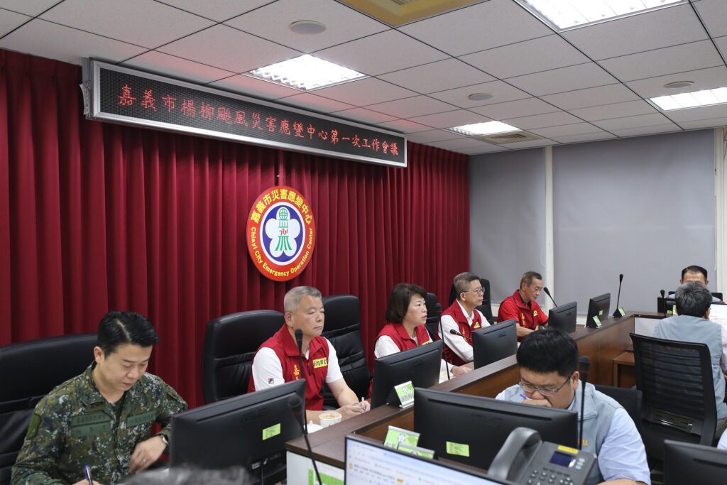 楊柳颱風逼近　嘉義市一級開設　黃敏惠返國坐鎮防颱