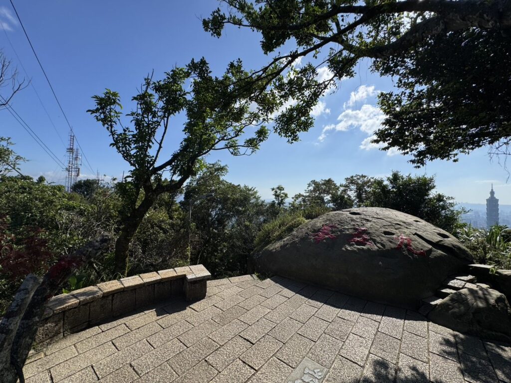 「好友齊步走」揪你挑戰九五峰　9/13一起賞景健走