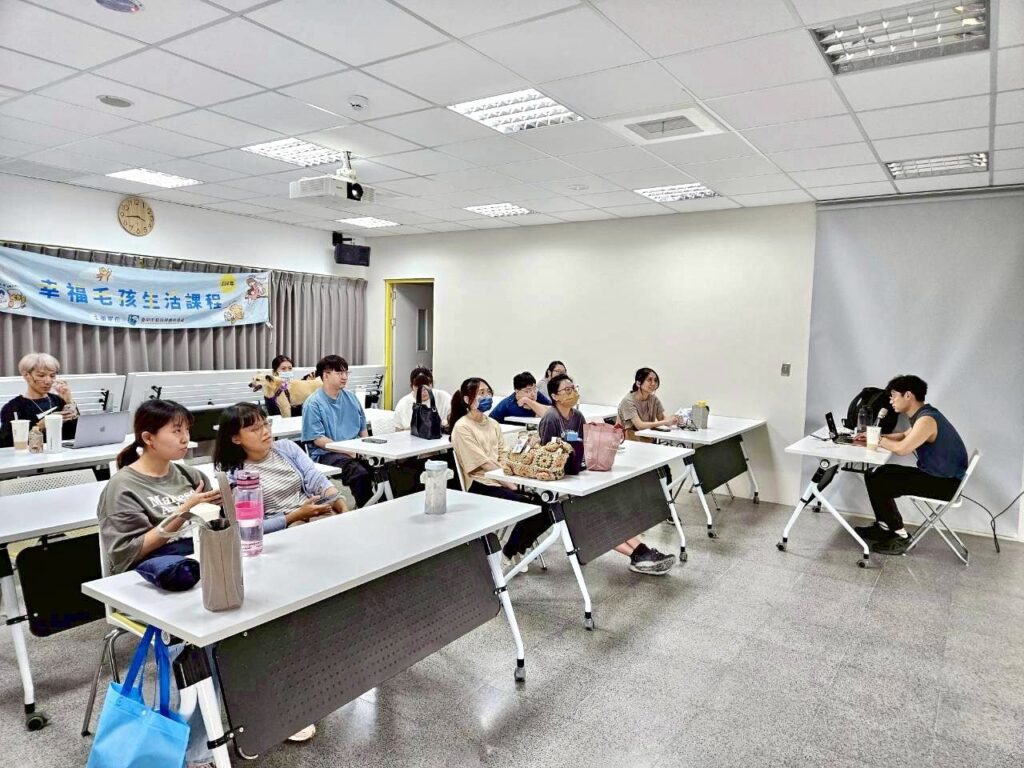 捕捉專屬毛孩網美時刻！-毛孩攝影課動物之家后里園區開課