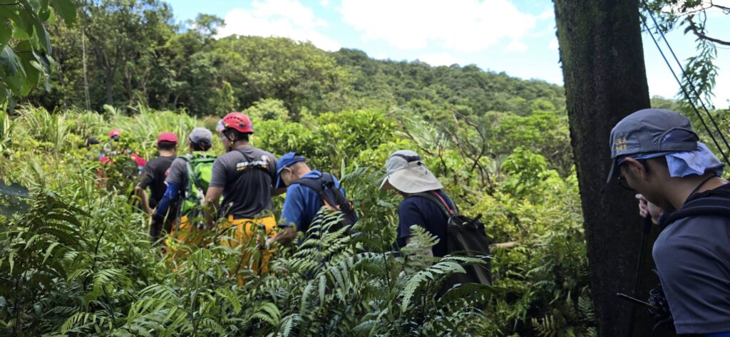 基隆消防迅速出動 成功救援迷途山友