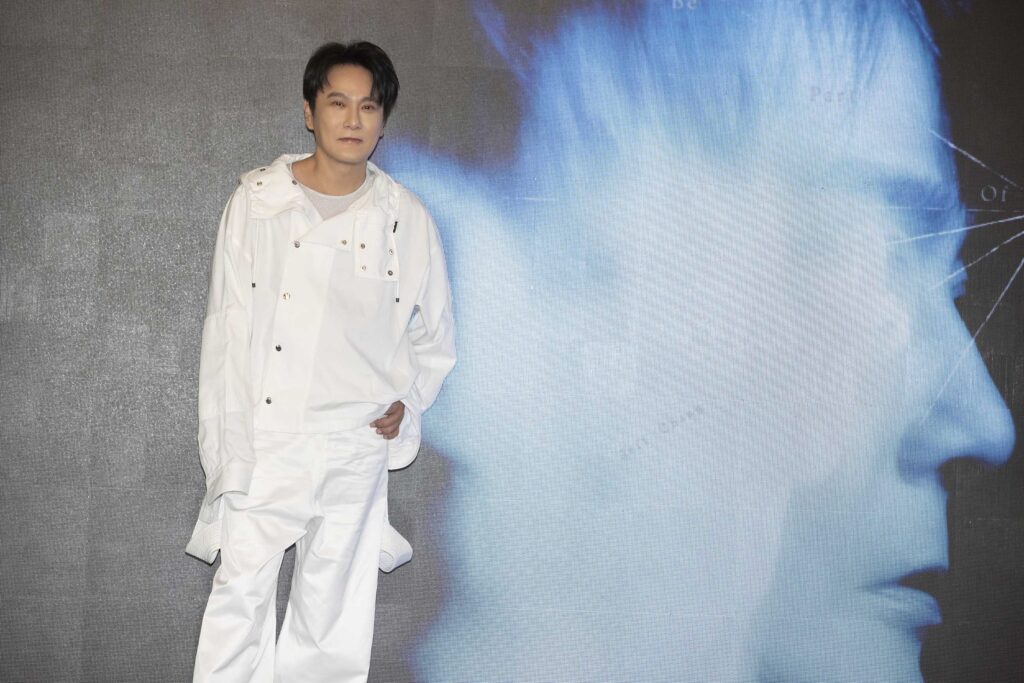 張信哲五年磨劍脫離舒適圈-不斷蛻變重返樂壇