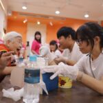 華山基金會攜手培力園慶祝祖父母節-　少年「愛流目油」逗樂阿嬤破涕為笑