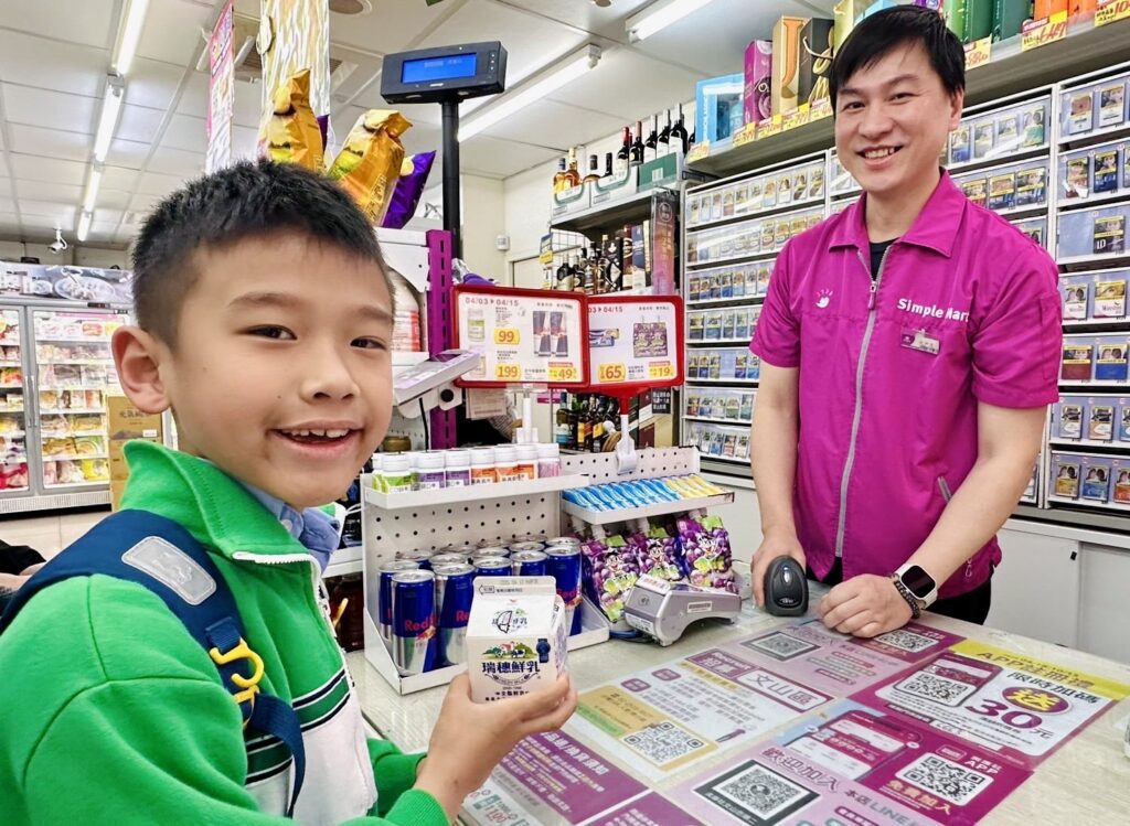 北市「鮮奶週報2.0」開放臨櫃申請卡證　9/1起週週免費領鮮奶