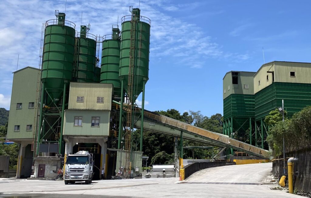 新北專案勞檢預拌混凝土業　開罰7家勒令8家業者停工改善