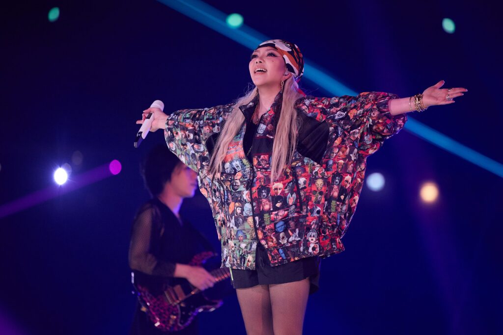 張惠妹重返大巨蛋引吭歡送大師兄林智勝引退-連轟六首金曲零空檔