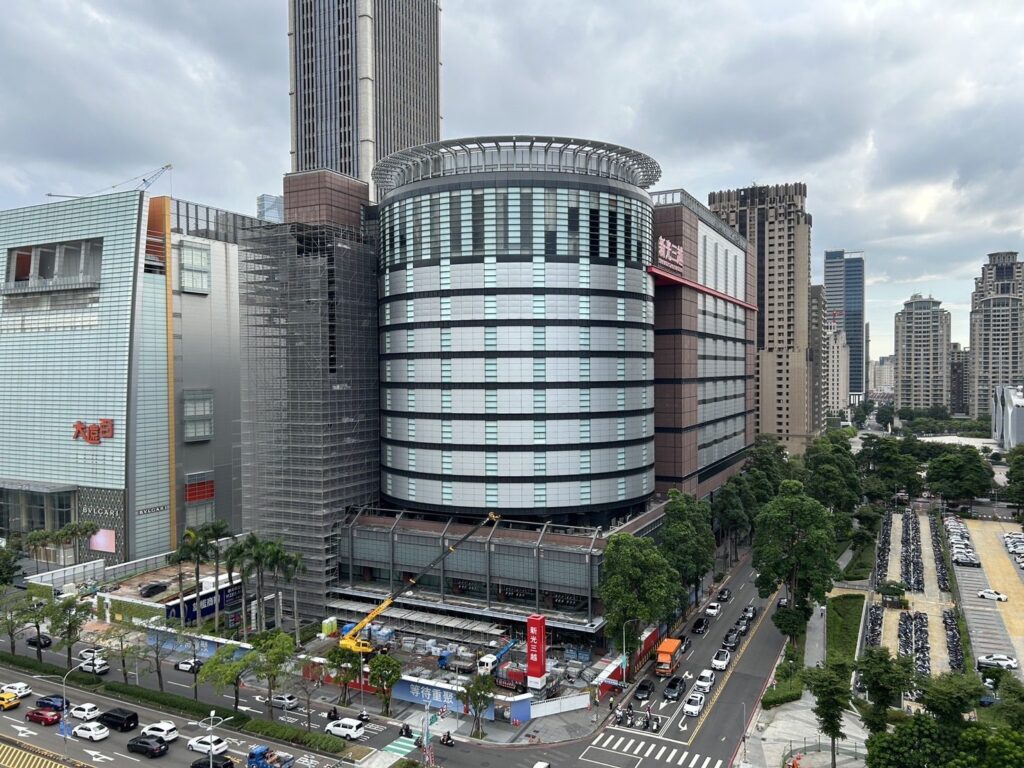 新光三越9月10日開始進貨　都發局：依計畫實施管制-確保公共安全