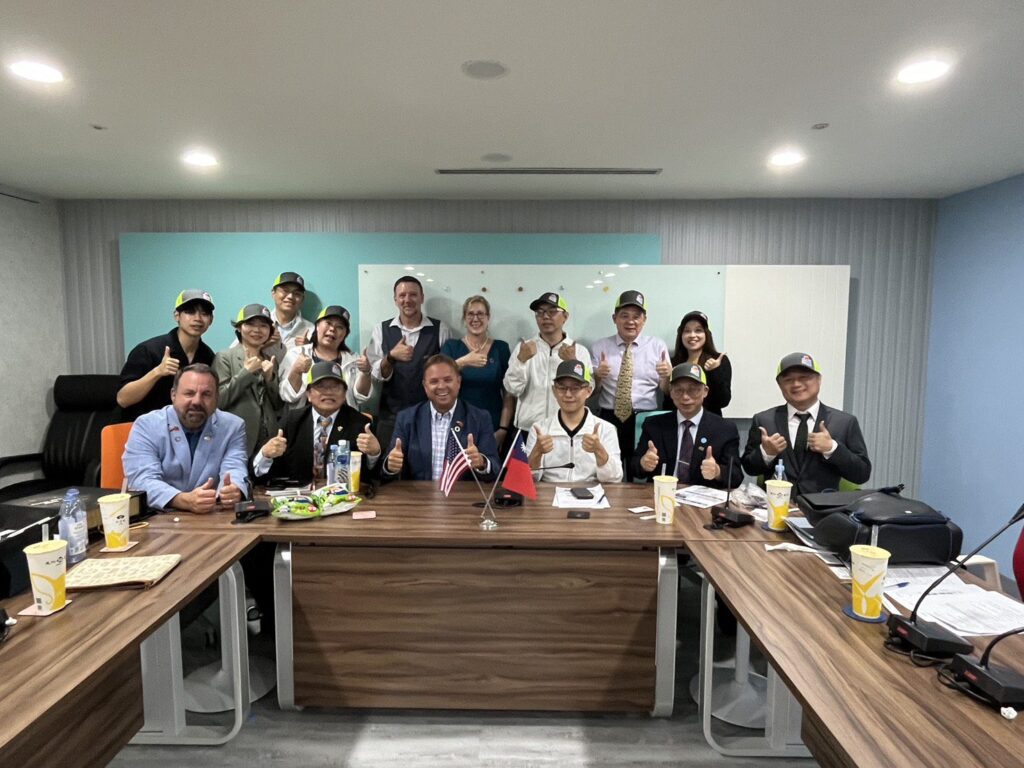 台灣學聯攜手亞利桑那州半導體團訪新北教育局　共推國際教育