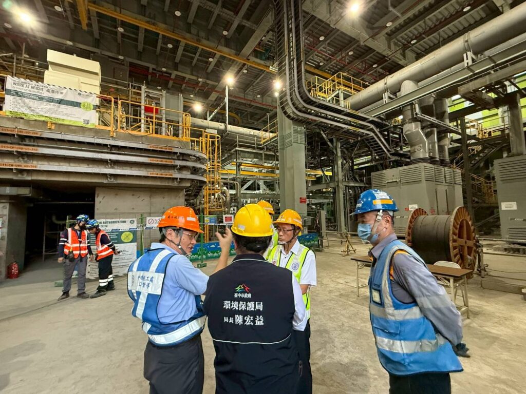 中市環保局長親率隊現勘中火燃氣機組　要求台電全面停機嚴格檢查