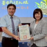 中市校園巡迴映演列車開進啟明學校　新聞局長：把電影的感動帶進校園