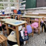 模震6強！基隆小學演練逼真　雙語疏散、封鎖熱區