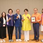 禾繕基金會、天麗生技共捐復康巴士　侯友宜感謝企業及民間單位支持公益