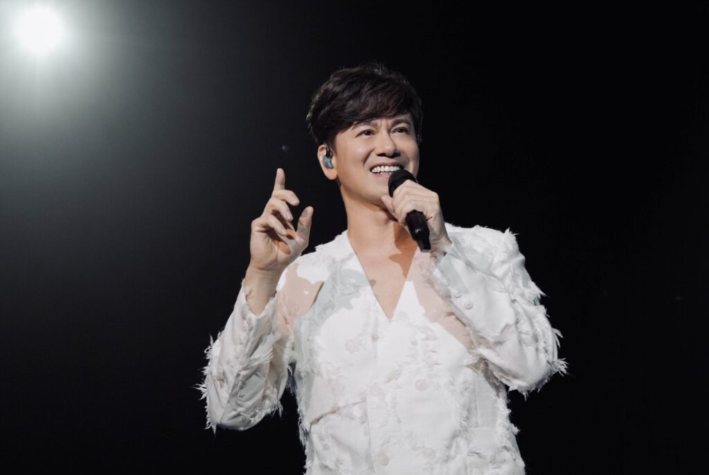 李聖傑等了26年首攻小巨蛋-這一夜要跟大家一起唱到天亮