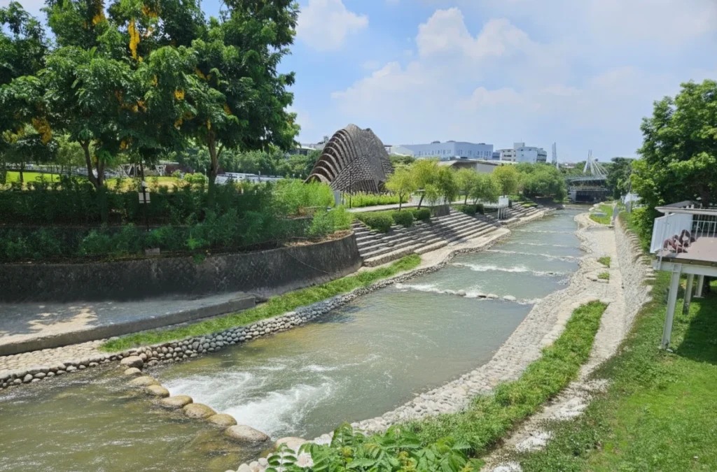 台中市軟埤仔溪水環境改善工程再添佳績　榮獲2025年建築園冶獎！