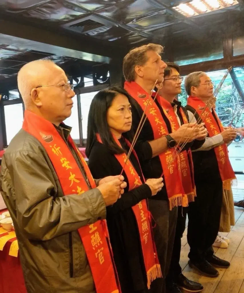 身價飆破2.9兆「台灣女婿」方雋哲將偕妻返台　陽明山姜太公廟點燈行程受矚目