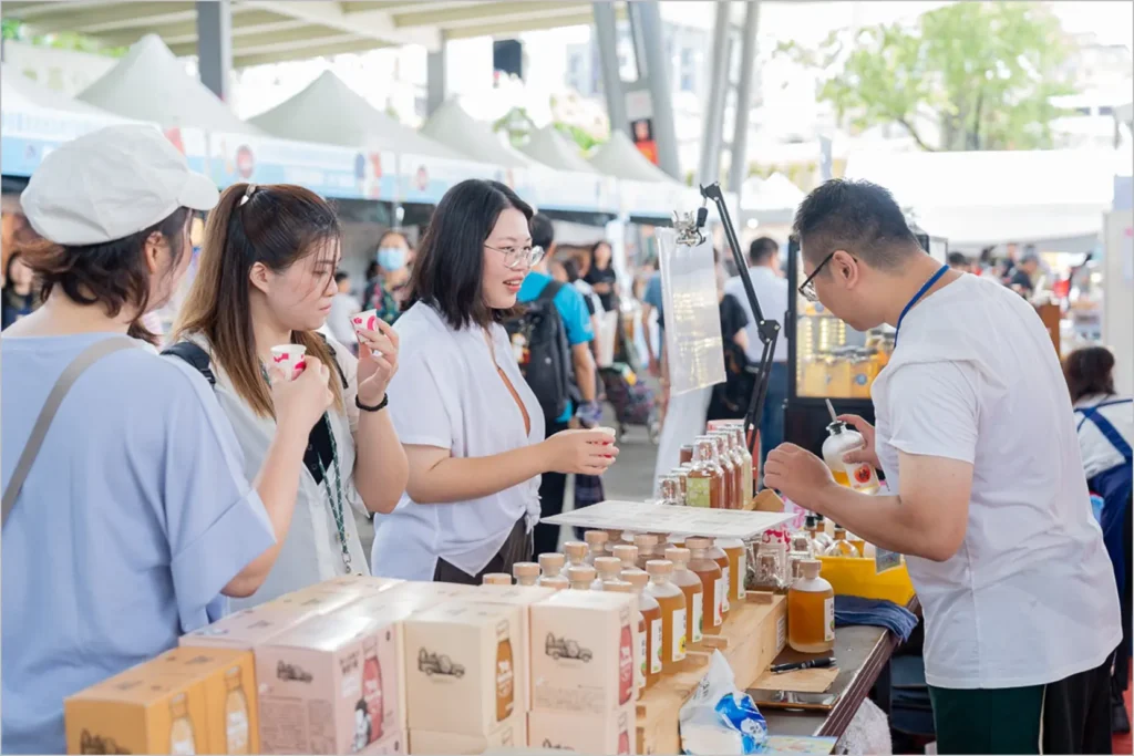 台北商圈嘉年華聯手36處商圈人氣店家陪你過中秋！