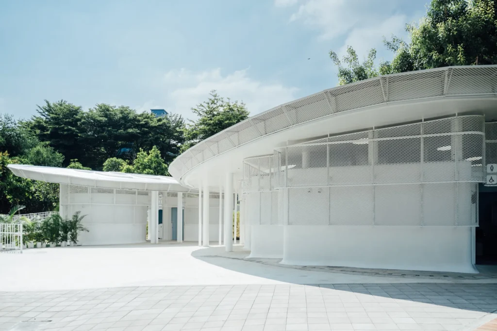 文心森林公園添白色新地標- 「親子小白宮」浪漫迎國慶