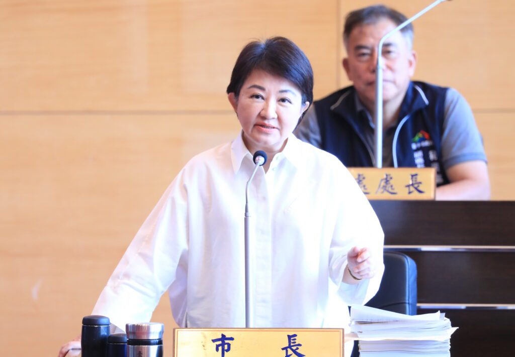 《遠見》最新民調出爐! 盧市長政治好感度奪冠-強調不會自滿、會繼續努力