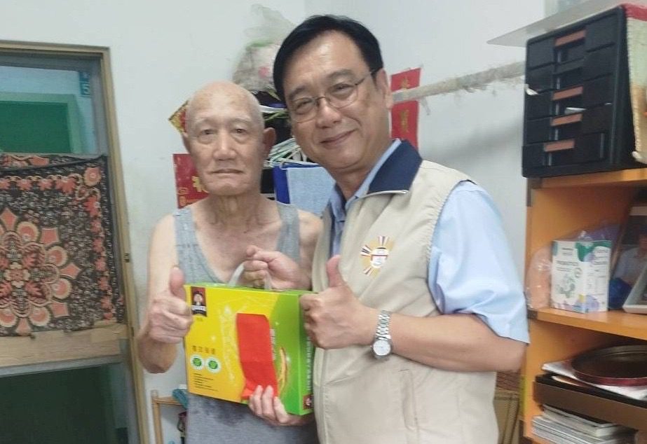 中秋佳節前夕　高雄市榮服處暖心慰問榮民