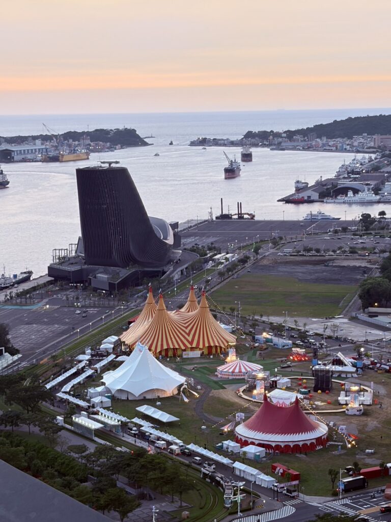 世界馬戲高手齊聚高雄 三頂巨型馬戲篷港都夢幻現身-亞洲最大馬戲藝術節10月登場