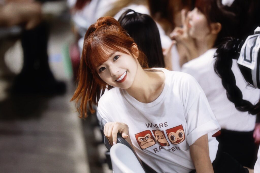 電豹女笑笑冠軍出道-甜美笑容與親和力棒籃雙棲2年升任副隊長