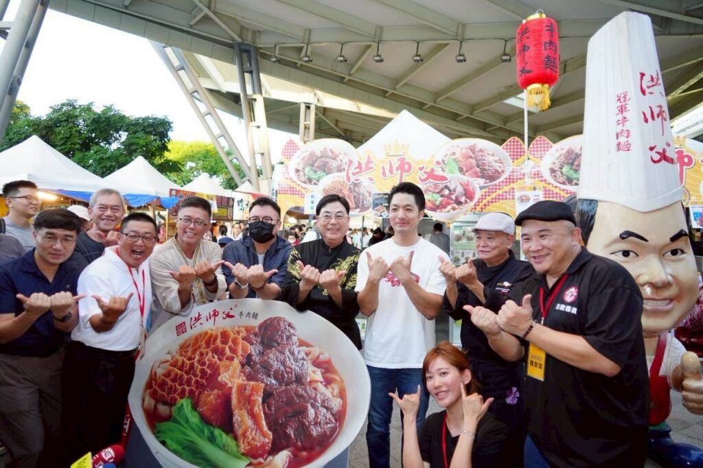 台北牛肉麵節飄香21年　蔣萬安謝一代傳一代師傅傳承美味