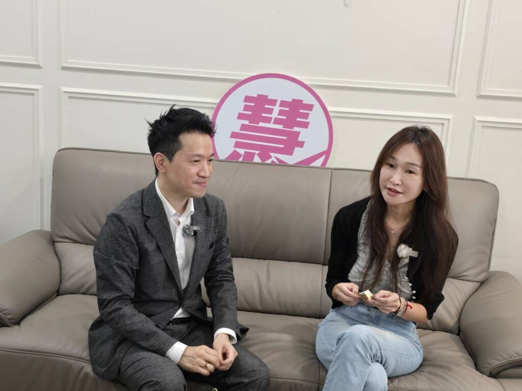 何志偉桃園八德扶轎祈福　盼每位女孩能自由做自己