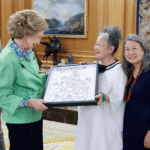 新竹藝術家朱麗麗的墨線畫西班牙太后蘇菲亞收藏