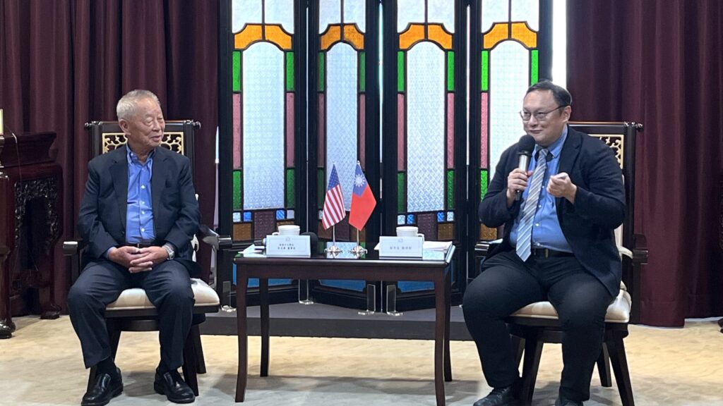 美國北德州布蘭諾台灣同鄉聯誼會拜會中市府　鄭副市長歡迎僑胞回家