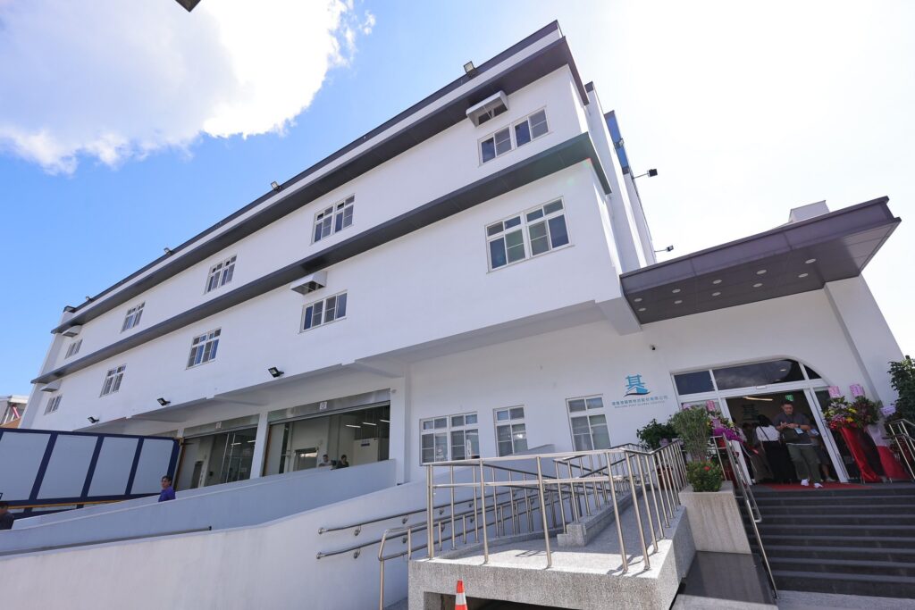 基隆港海運快遞物流平台啟用 謝國樑:落實「東客西貨」打造港城新動能